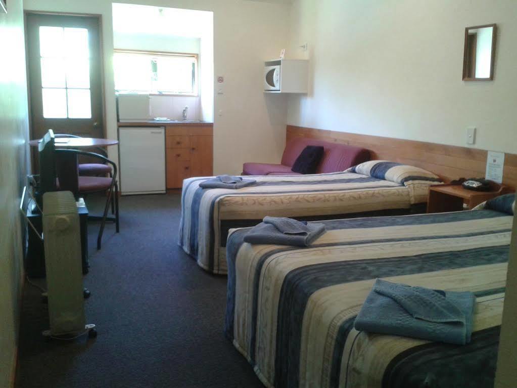 Four Peaks Motel Geraldine Kültér fotó