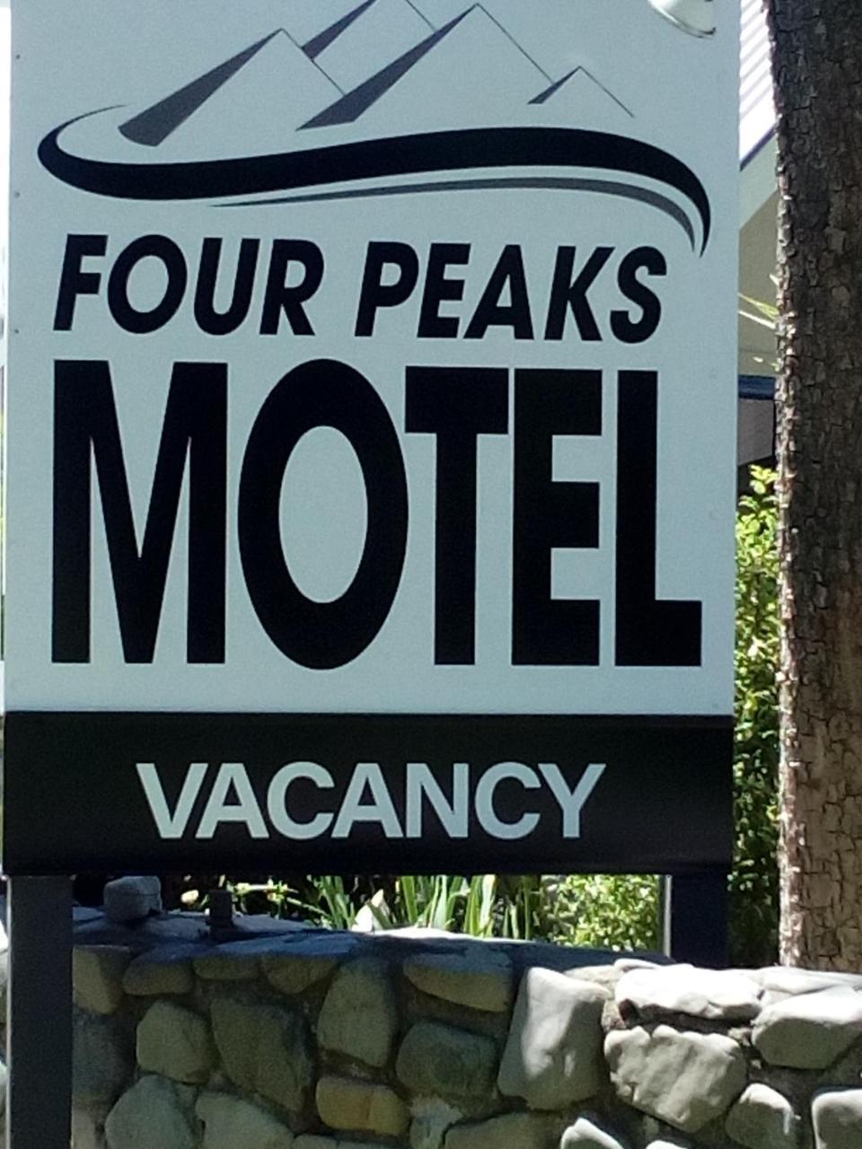 Four Peaks Motel Geraldine Kültér fotó